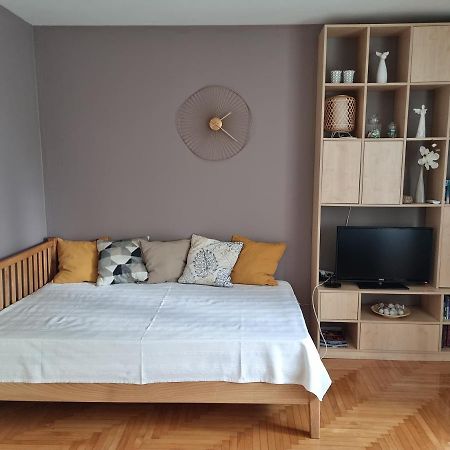 Stan Na Dan "Irina" Banja Luka Exterior foto